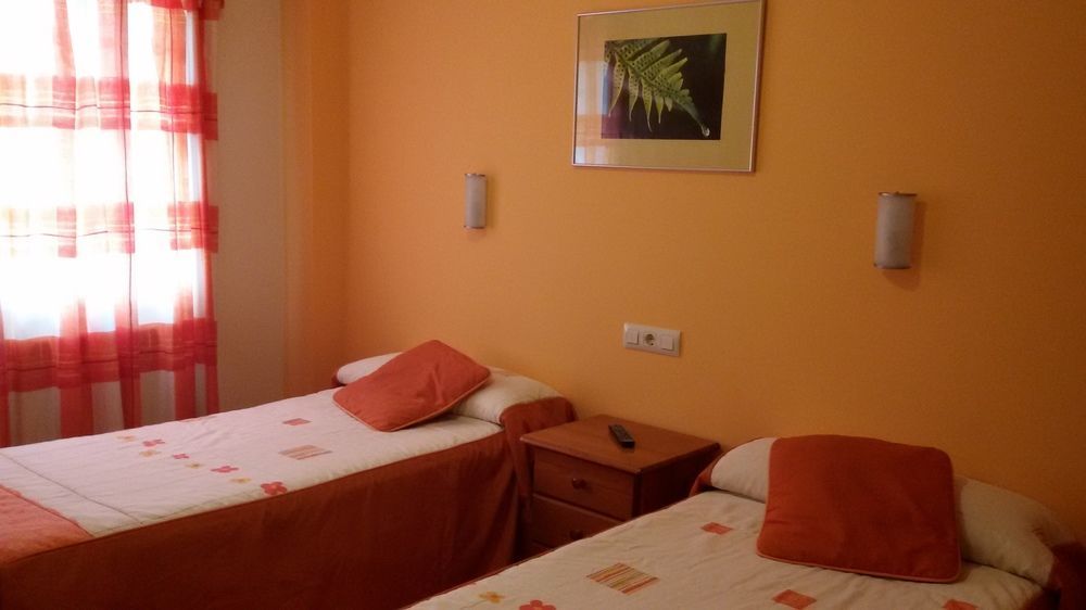 HOSTAL Restaurante RANCHEIRO Vigo Extérieur photo